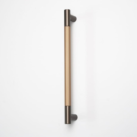 Przejdź do produktu uchwyt meblowy brązowy WMN 887.224.2VG7 ryflowany 25,4cm