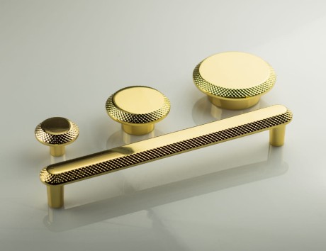 Przejdź do produktu Gałka meblowa 4102.003.MP11 złoty chrom połysk 6cm. 