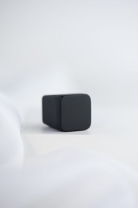 Gałka meblowa czarna, matowa. 2x2cm. CEBI 4105.001.MP24