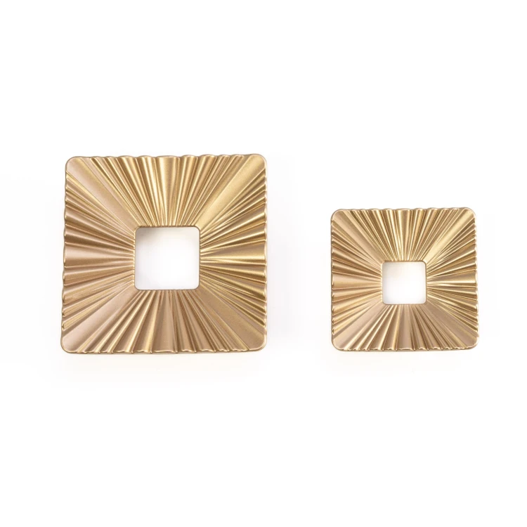 kwadratowe uchwyty meblowe WMN 793.032.00R4 złoty mat Roma